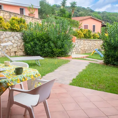 Franca * Capoliveri (Isola d'Elba)